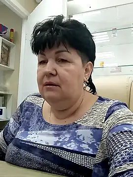 FantasyMichelle online show from March 4, 7:41 am