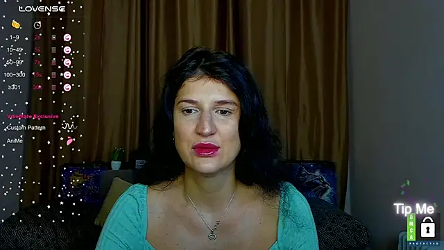 Alianna Solo Kisses online show from January 9, 6:27 am