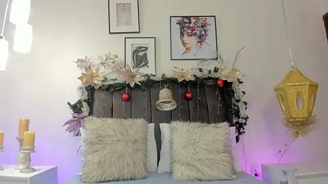 helen mooree online show from December 16, 12:54 pm