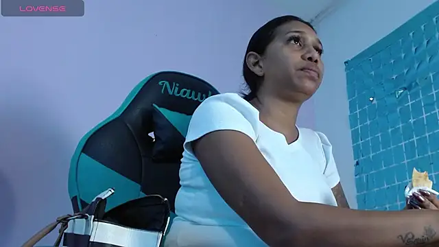 Kristel lee online show from January 9, 3:15 pm