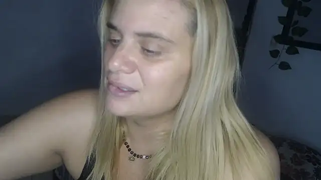 Elza Blonde online show from February 18, 6:47 pm