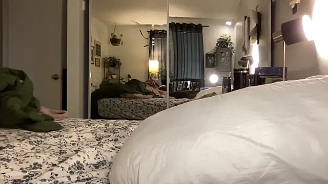 annabelleholly666 online show from October 14, 12:00 am