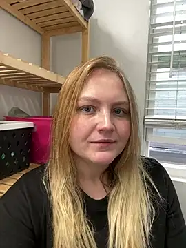 PhatAssBlond online show from December 20, 7:50 pm