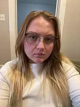 PhatAssBlond online show from January 10, 9:42 pm