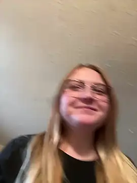 PhatAssBlond online show from February 2, 7:35 pm