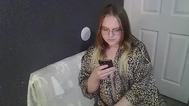 PhatAssBlond online show from March 5, 11:16 pm