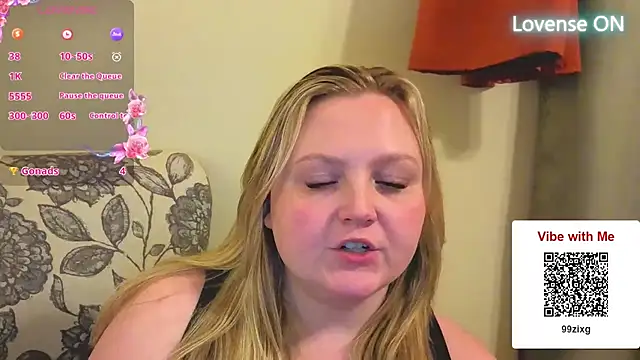 PhatAssBlond online show from April 3, 12:08 am