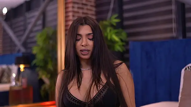 NicoleCellini online show from October 29, 6:42 pm