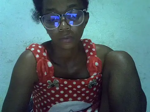 ElianeHot online show from March 26, 7:30 pm