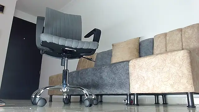 Valenn rey online show from September 12, 9:15 pm