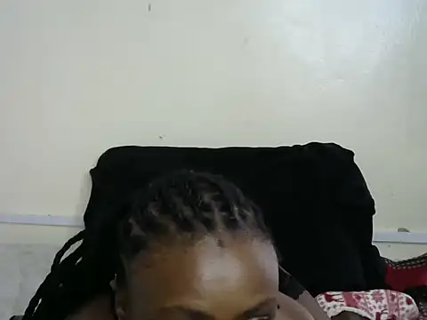 Snapshot of Rasta_tattooed chatting on October 8, 5:16 am Rasta tattooed online show from October 8, 5:16 am