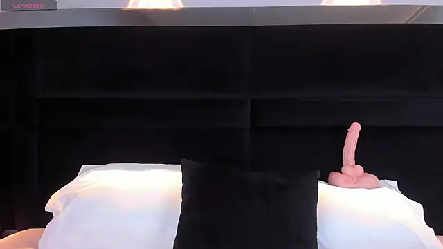 MiaStor online show from December 31, 5:40 pm