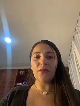 Taylortits online show from February 7, 11:52 pm