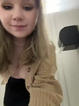 PumaShyXD online show from March 2, 1:27 pm