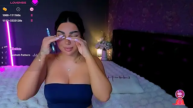 babyleilaa online show from October 21, 7:58 pm