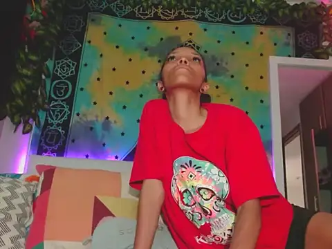 chanel 1041 online show from October 19, 10:21 pm