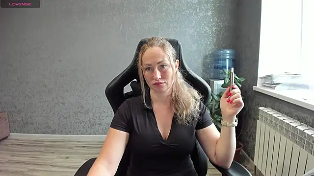 goddeesssssss online show from May 27, 7:27 am