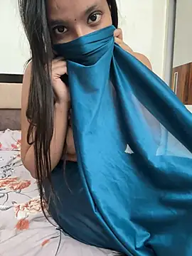 Snapshot of AASHI66 chatting on February 4, 9:20 pm AASHI66 online show from February 4, 9:20 pm