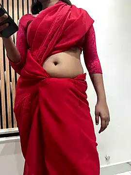 Snapshot of AASHI66 chatting on October 7, 6:27 pm AASHI66 online show from October 7, 6:27 pm