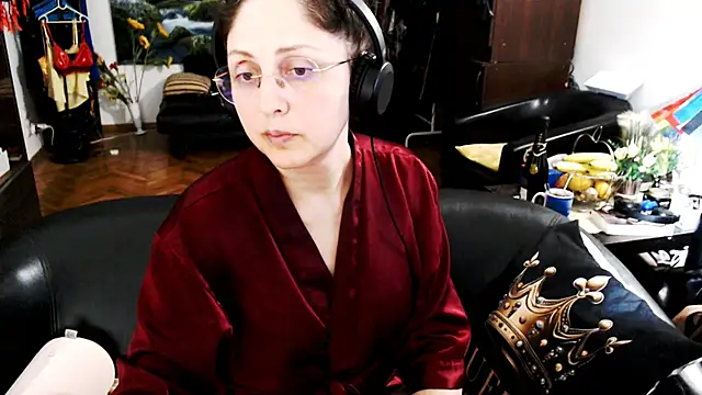 Snapshot of Imperatriza chatting on July 15, 3:45 am Imperatriza online show from July 15, 3:45 am