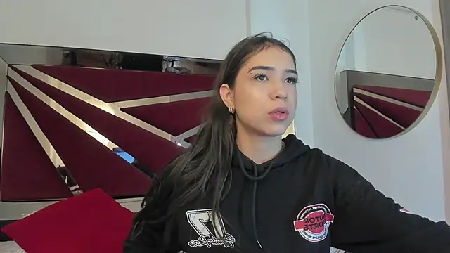 FaloonRoussel online show from November 21, 6:06 pm