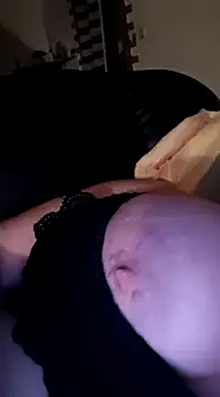 poussychats online show from March 5, 7:17 pm