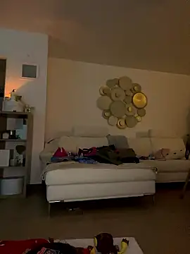 lyajoliee online show from January 15, 4:28 am