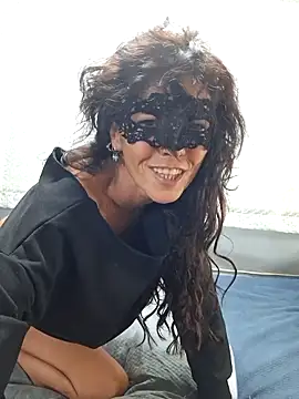 EmySkinny85 online show from November 1, 9:17 pm