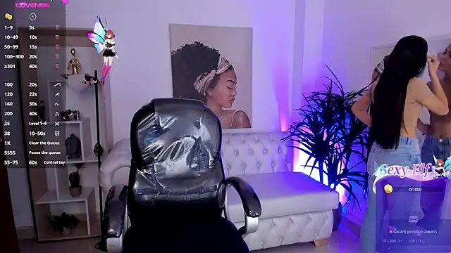 Snapshot of Aleejaa__ chatting on December 31, 11:09 am Aleejaa online show from December 31, 11:09 am
