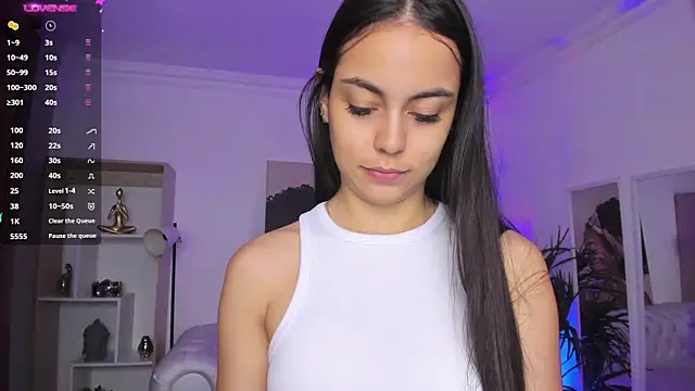 Snapshot of Aleejaa__ chatting on February 5, 11:23 am Aleejaa online show from February 5, 11:23 am