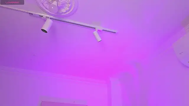 Aleejaa   online show from November 17, 11:05 am