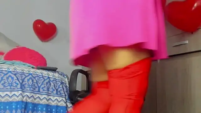 Snapshot of milf_danielaa chatting on February 15, 3:09 am milf danielaa online show from February 15, 3:09 am