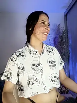 lovely kitt online show from November 11, 1:27 am