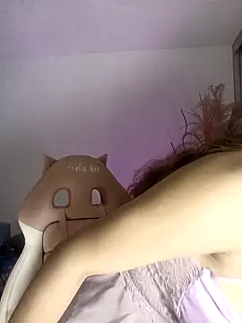 lovely kitt online show from November 20, 11:48 pm