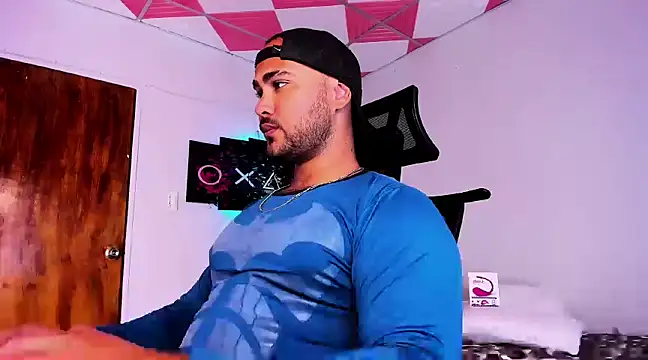 Sebas-hott online show from January 4, 3:18 am