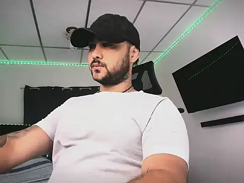 Sebas-hott online show from February 15, 9:22 pm