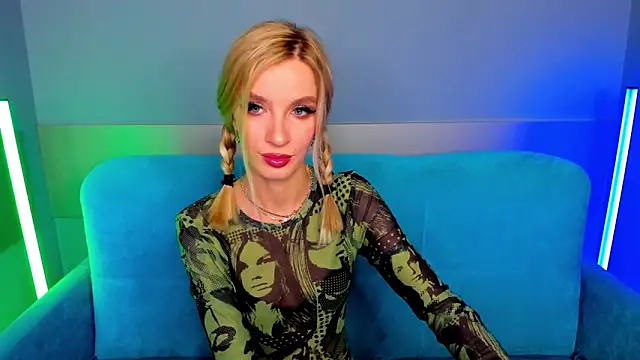 AlinaLovelyX online show from March 3, 1:21 am