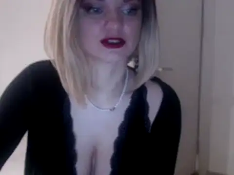 Snapshot of YourSweetJam chatting on January 22, 4:02 am YourSweetJam online show from January 22, 4:02 am