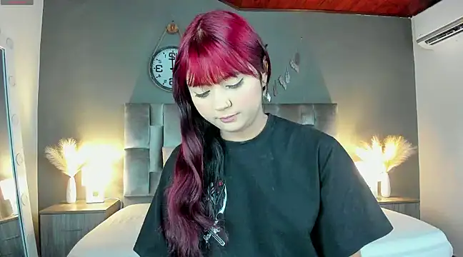 Snapshot of alaia-rogers chatting on February 28, 11:36 am alaia-rogers online show from February 28, 11:36 am