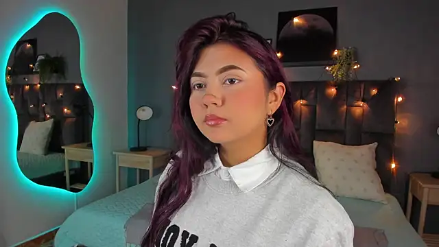 alaia-rogers online show from December 19, 11:50 am