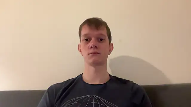 Snapshot of Cube933 chatting on October 4, 10:19 pm Cube933 online show from October 4, 10:19 pm