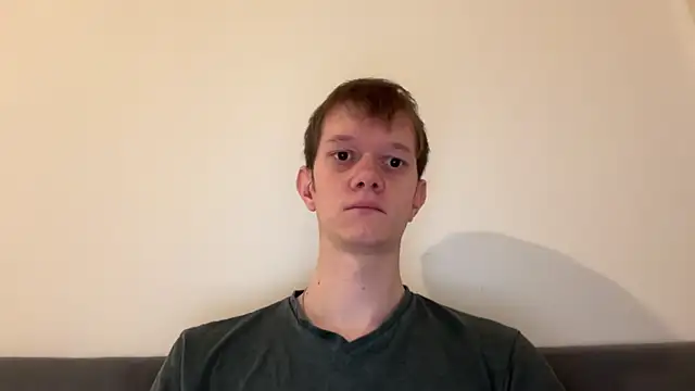 Snapshot of Cube933 chatting on October 27, 3:05 pm Cube933 online show from October 27, 3:05 pm