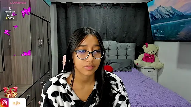 Snapshot of isa_bellaa0 chatting on January 6, 3:09 am isa bellaa0 online show from January 6, 3:09 am