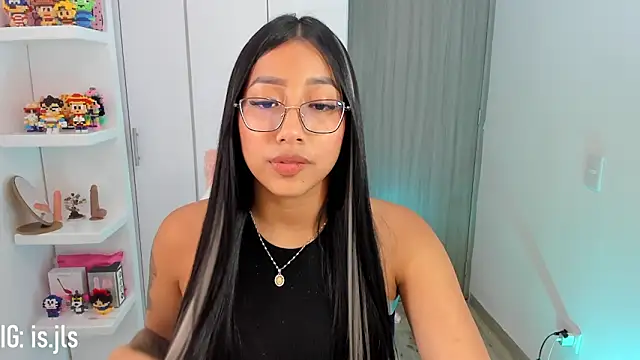 Snapshot of isa_bellaa0 chatting on September 23, 4:04 am isa bellaa0 online show from September 23, 4:04 am