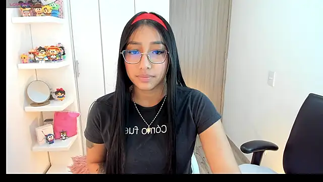 Snapshot of isa_bellaa0 chatting on October 15, 4:01 am isa bellaa0 online show from October 15, 4:01 am