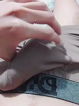 Comedordebuceta10hvyc online show from April 9, 10:37 pm