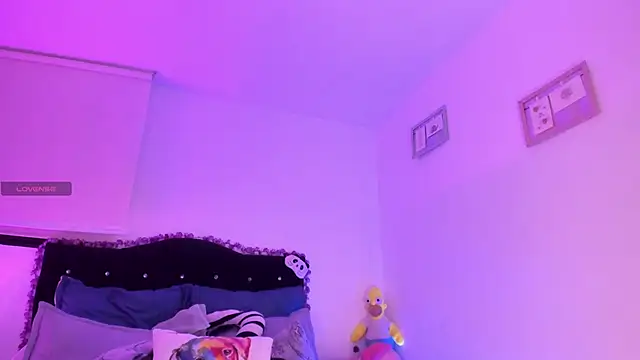 penny sweett  online show from March 17, 11:52 pm