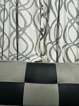 ZUCAAT online show from February 25, 2:47 am