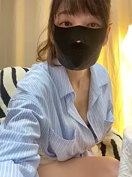 Snapshot of Annabody chatting on February 12, 4:00 pm Annabody online show from February 12, 4:00 pm