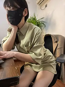 Snapshot of Annabody chatting on February 18, 9:10 am Annabody online show from February 18, 9:10 am